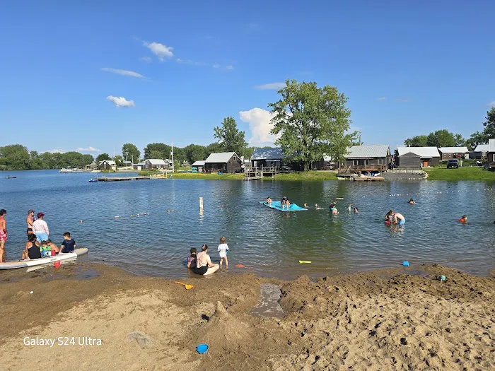 Giant Goose Ranch 4