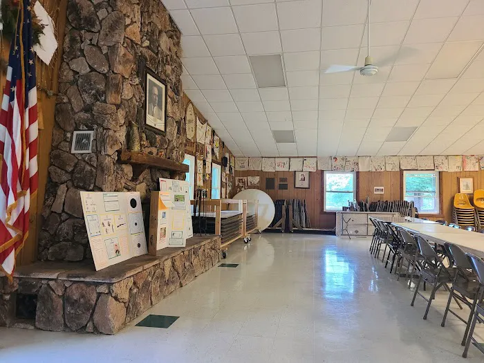 Booth Lodge 4