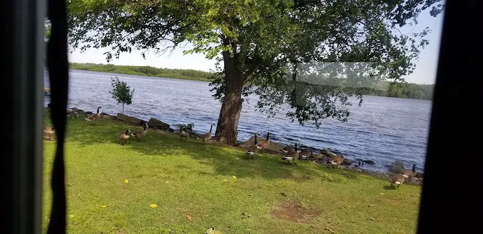 Edge Of The River Resort 3