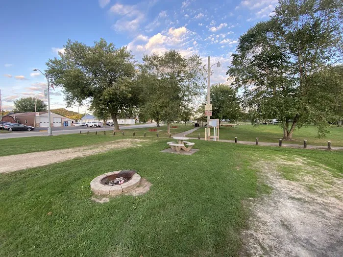 Viola Banker Park & Campground 4