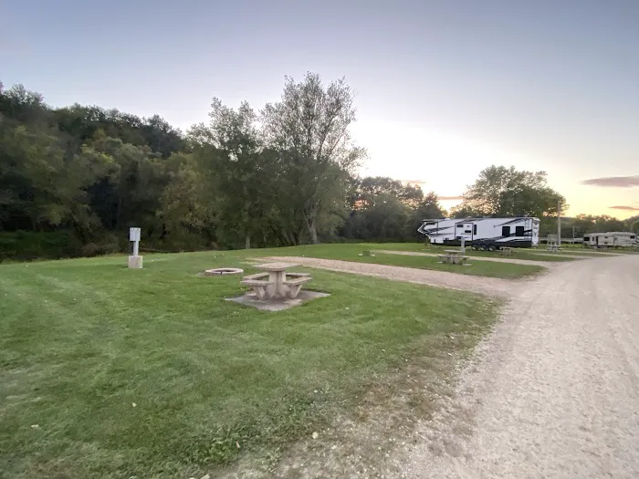 Viola Banker Park & Campground 3