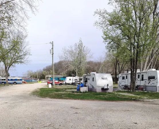Camp Creekside