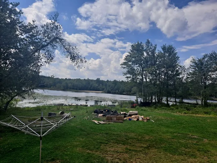 Charlies Lakeside Colony 6