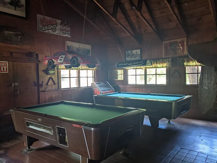 Seven Oaks Lodge 3
