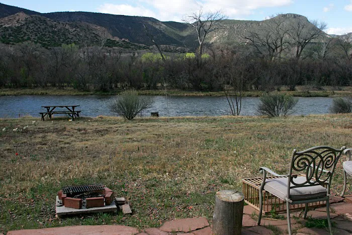 Abiquiu Retreat on the River 2
