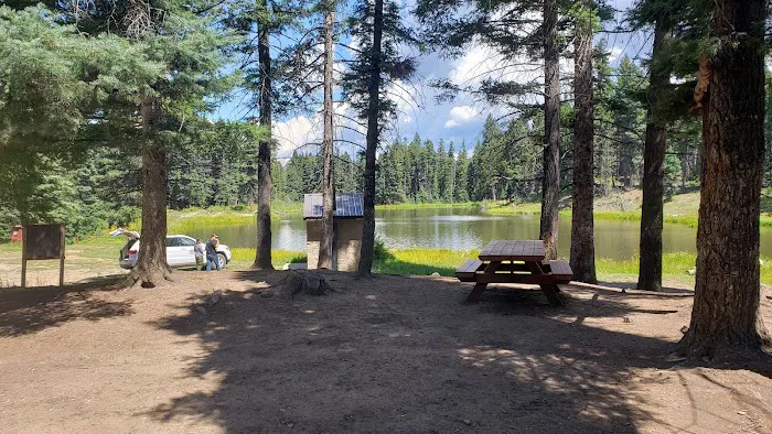 Trout Lakes Campground 5