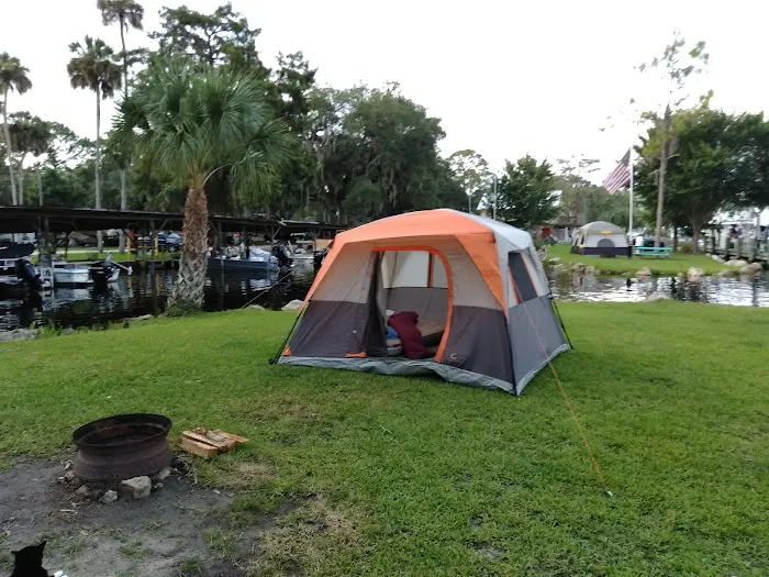 Fisher's Marina & Campground 8