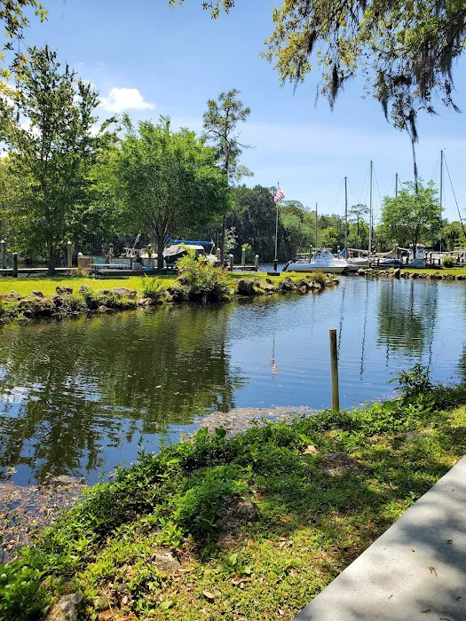Fisher's Marina & Campground 9