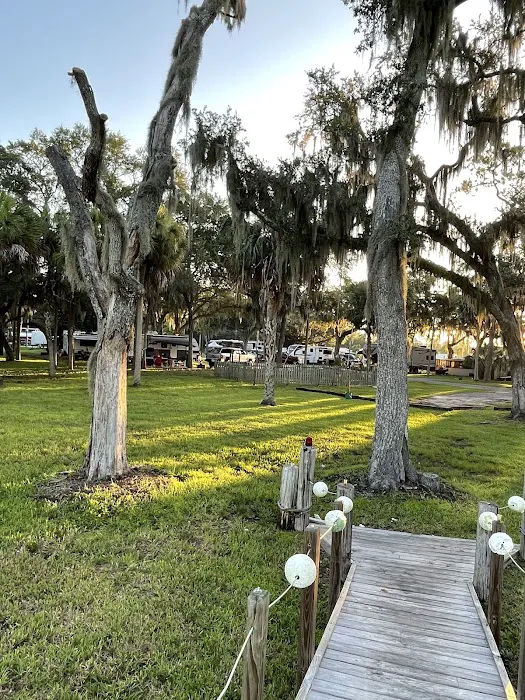 Mary's Fish Camp 8