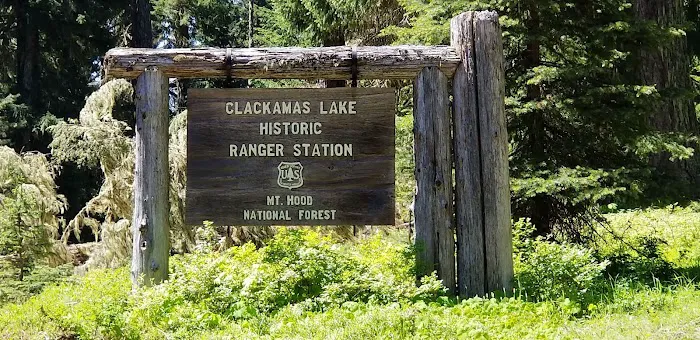 Clackamas Lake Historic Ranger Station 4