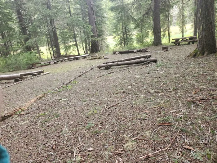 Clackamas Lake Historic Ranger Station 1