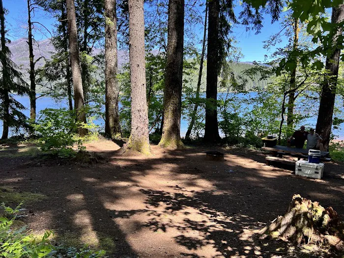 Southshore on Detroit Lake 8