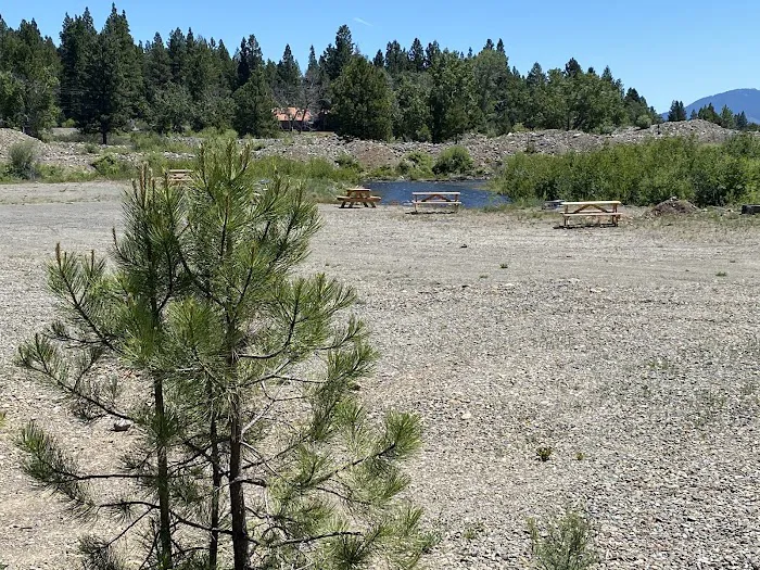 Whistle Stop RV Park 8
