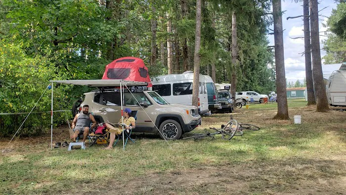 GnomeWood Campground 0