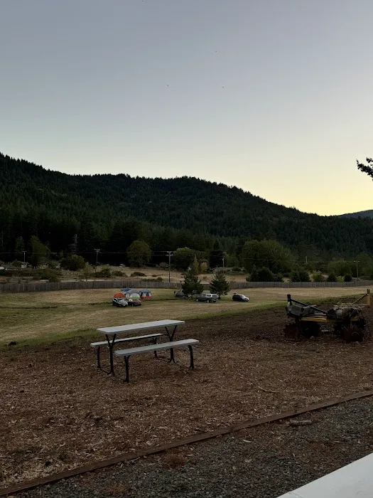 Salmon Creek Mountain View Retreat 9