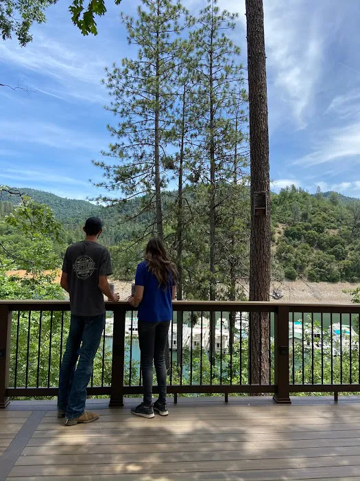 ANTLERS RESORT & MARINA 4