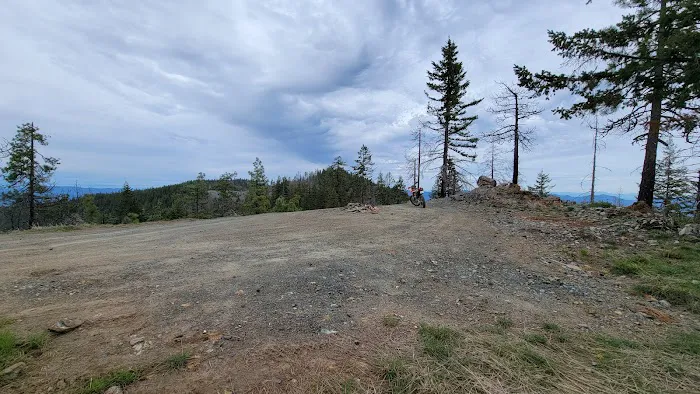 Mine Trail Campfire Lookout 4