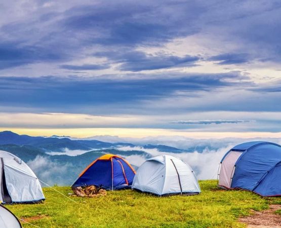 Tent vs RV Camping in the USA – Comprehensive Comparison for Outdoor Enthusiasts