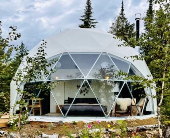 Discover Unique Glamping Spots in America for an Unforgettable Outdoor Experience