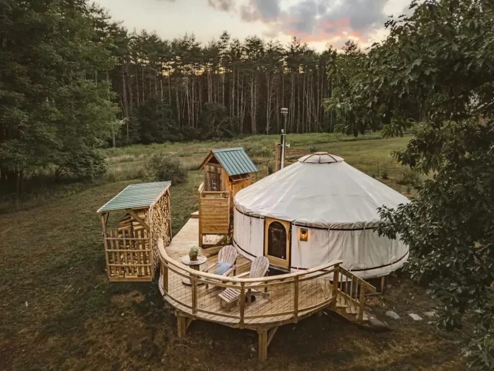 Romantic Camping Getaways USA: Discover the Most Enchanting Retreats and Tips for Couples