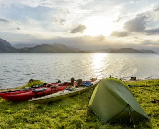 Camping and Kayaking Combo Trips in the USA: Ultimate Guide for Outdoor Enthusiasts