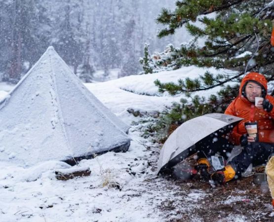 How to Get the Best Camping Experience in Winter: Tips for a Thrilling Cold-Weather Adventure