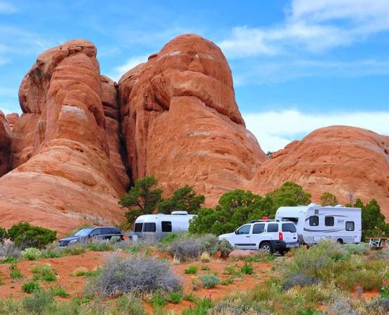 How to Find Campgrounds with Scenic Views of Mountains in the U.S.