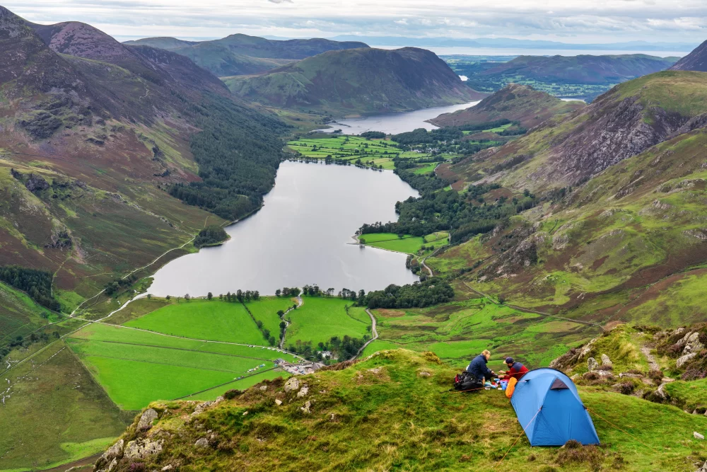 Scenic Camping Destinations by Lakes: Top Picks for Nature Lovers