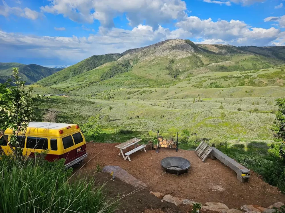 Top Camping Spots in the Great Salt Lake Region: A Complete Guide to Utah's Outdoor Adventures
