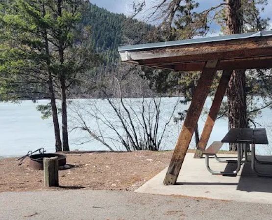 Salmon Lake Campground