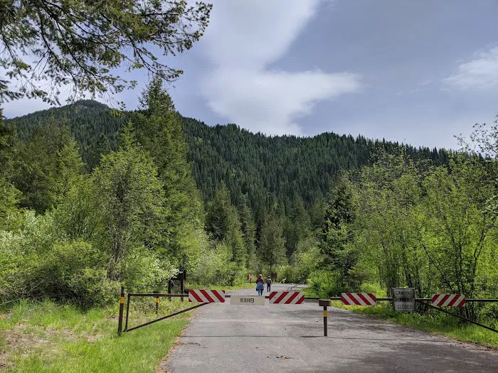 WILDERNESS GATEWAY 4