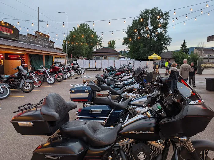 Broken Spoke Saloon 0