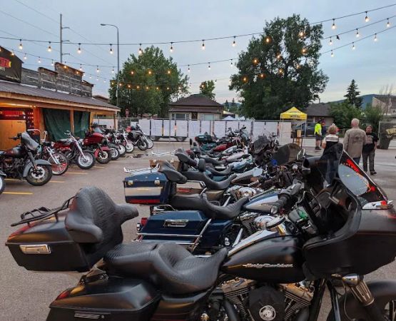 Broken Spoke Saloon