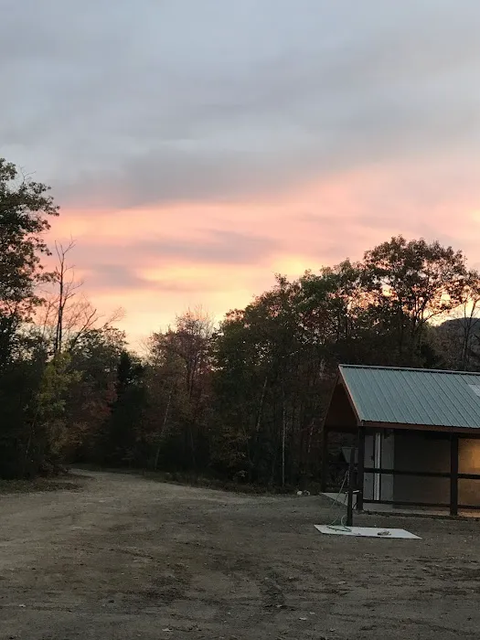 Coos Canyon Campground & Cabins 4