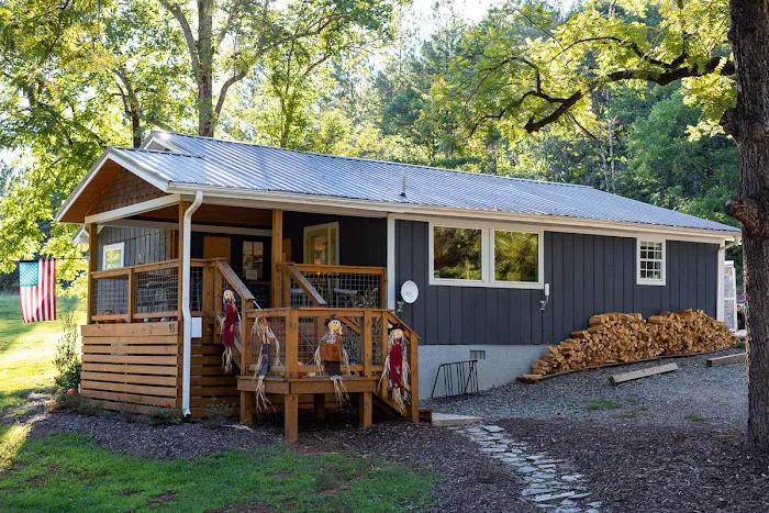Emberglow Outdoor Resort 1