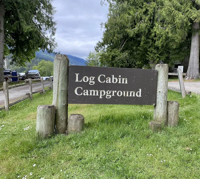 Log Cabin Resort-Campground 7