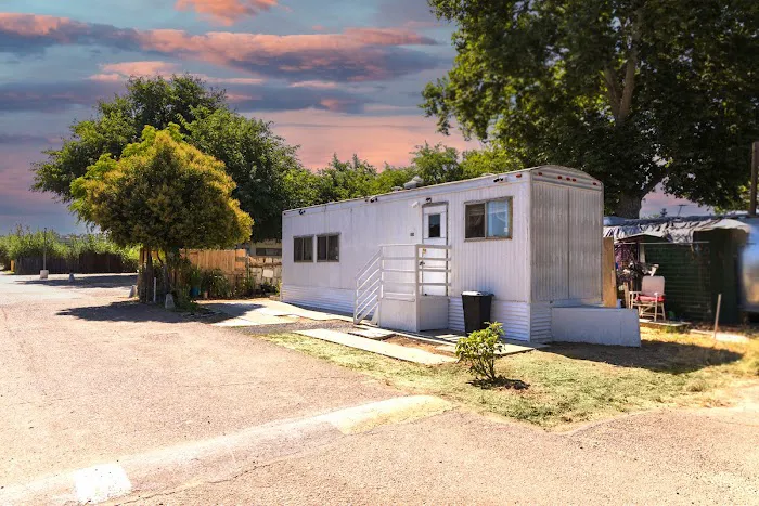 Lazy Corral Trailer & RV Park 2
