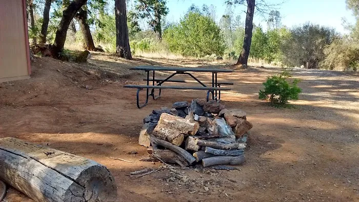 Rock House Camp: Closed 3