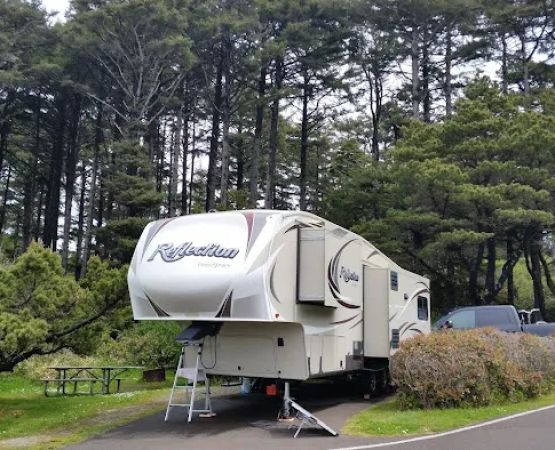 Tillicum Beach Campground