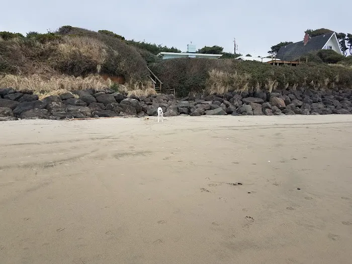 Tillicum Beach Campground 8