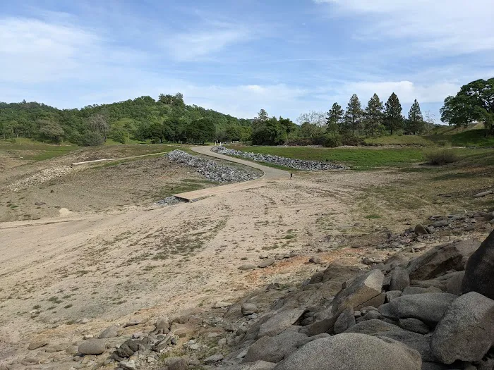 Peninsula Campground - Folsom Lake 5