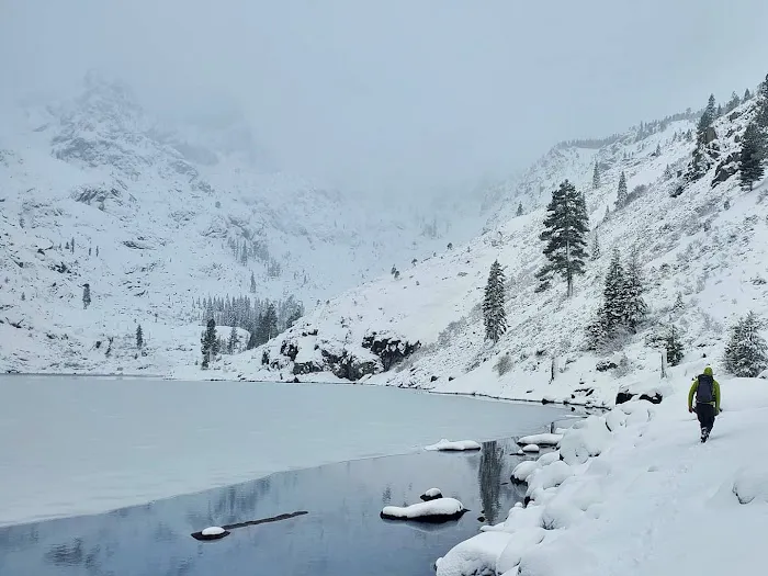 LAKES BASIN 5