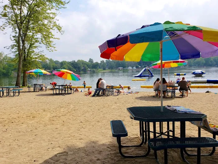 Angola / Hogback Lake KOA Holiday 3