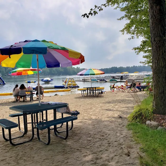 Angola / Hogback Lake KOA Holiday 6