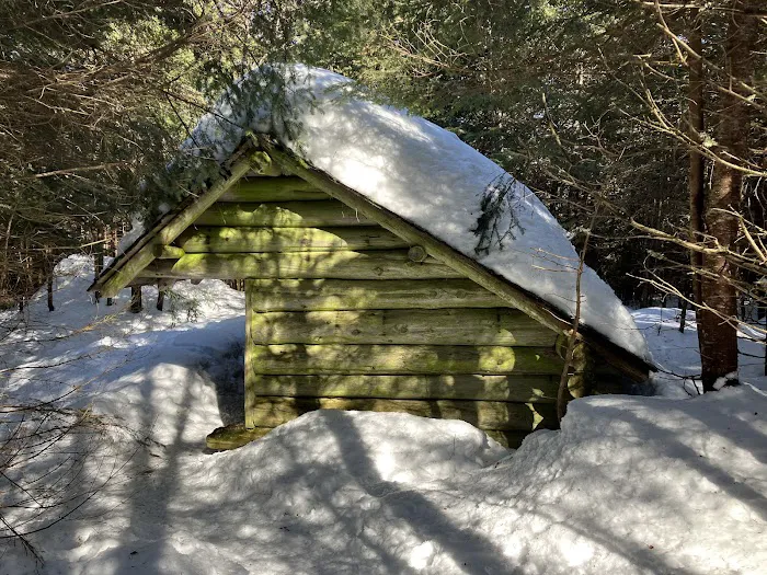 Uphill Leanto 5