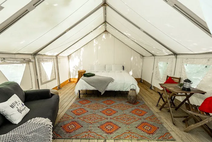 Glampful 0