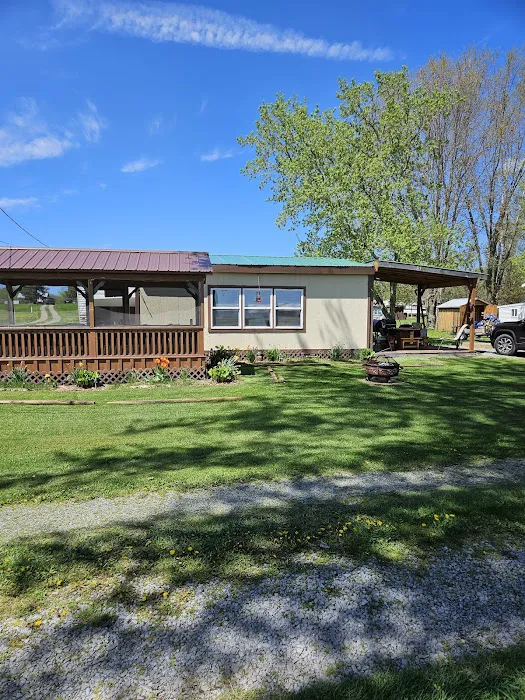 The Lake Club at Black Lake 4