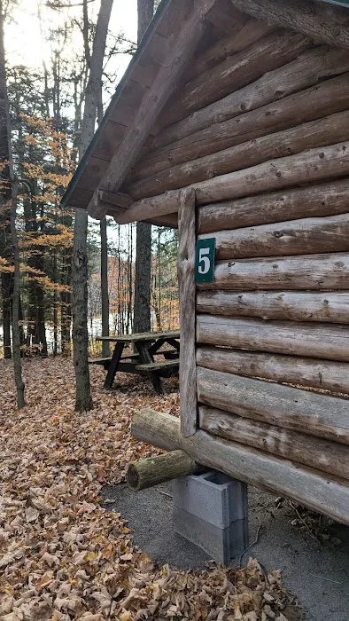 Adirondack Lean-tos Campsites 0