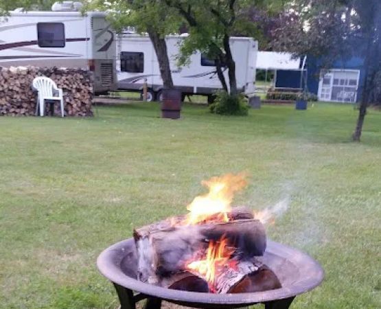 Colonial Court Campgrounds