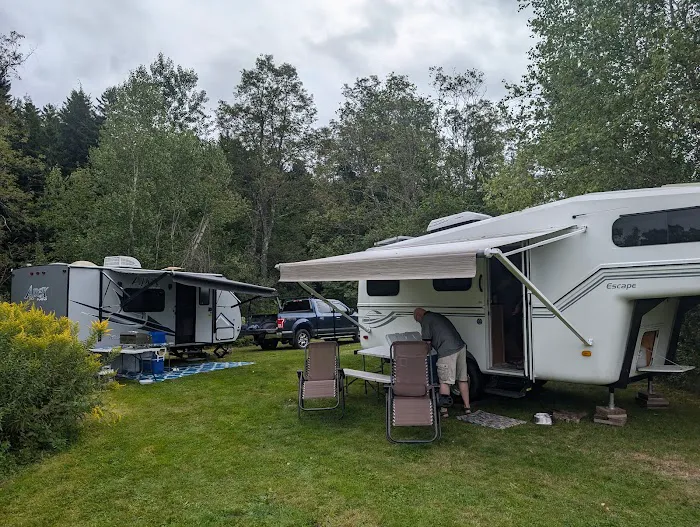 Gus's Gardens Camping 5